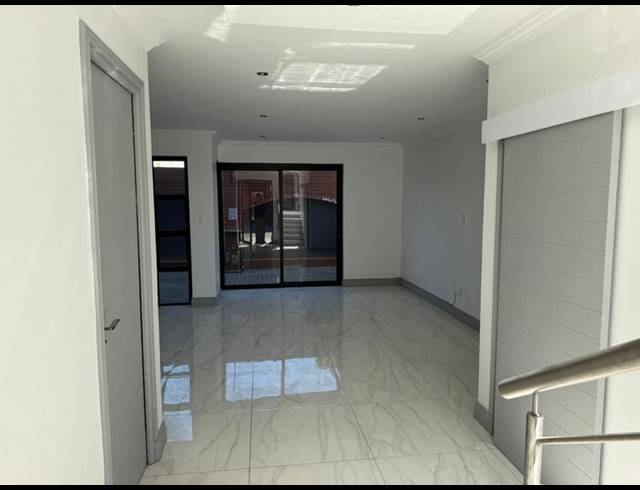 3 BEDROOM TOWNHOUSE FOR SALE IN ERASMIA